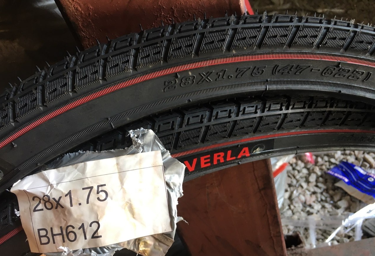 Велосипедна покришка 28 " 28х1, 75 GOVERLA