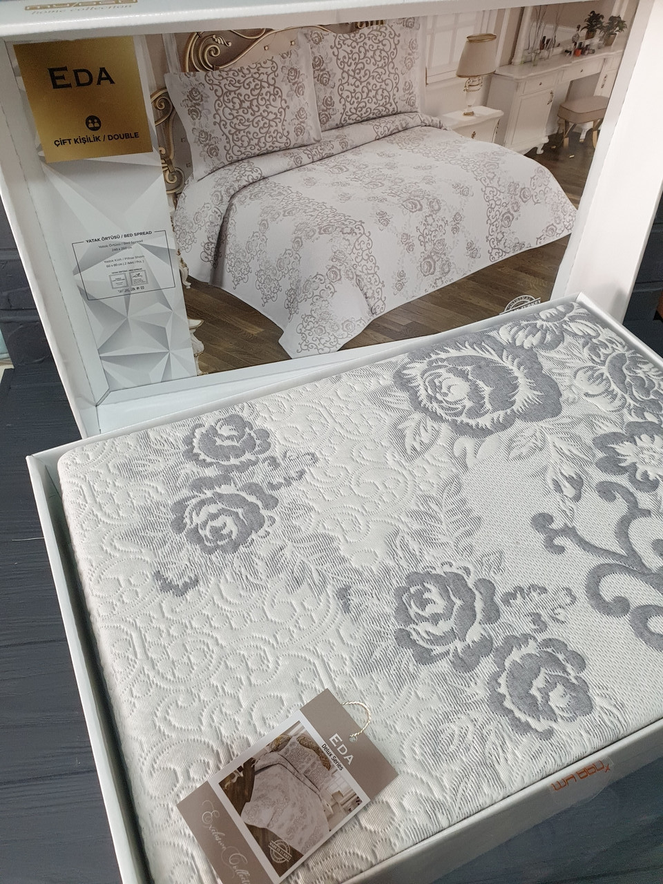 Покривало жакардове з наволочками My Bed "Eda" 240х260 см
