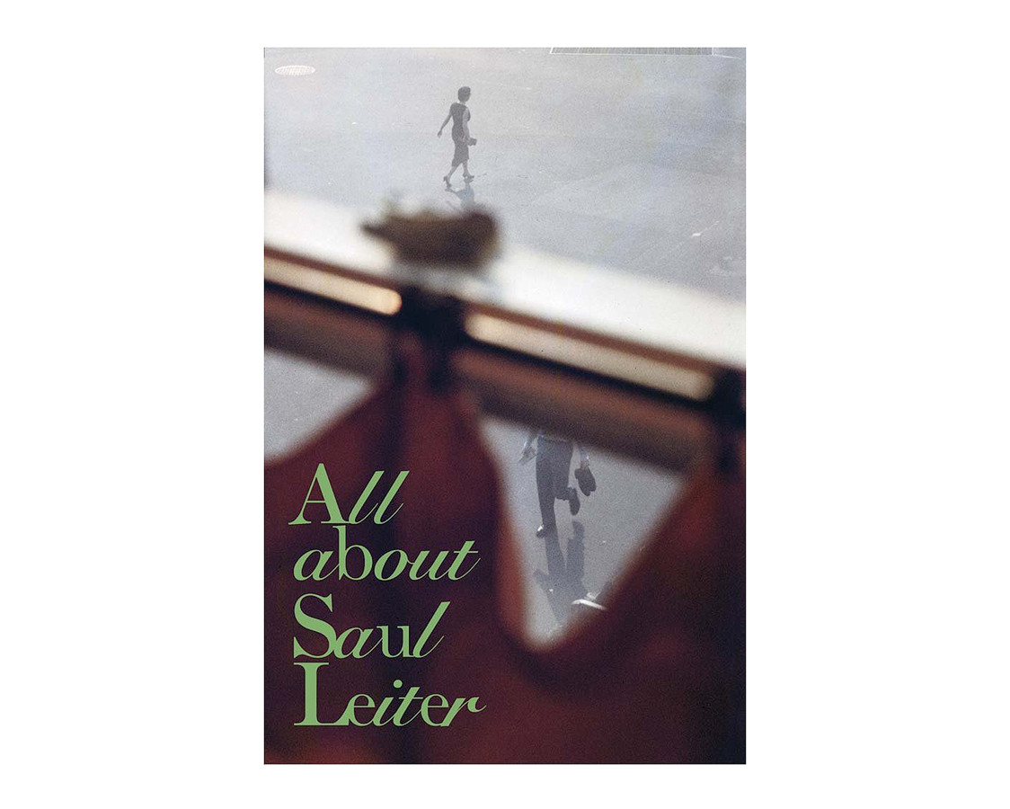 Книга All About Saul Leiter (М'яка обкладинка).
