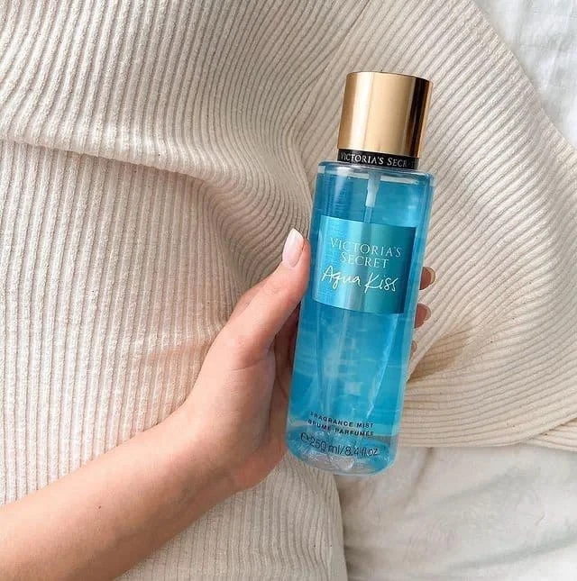 Парфумований Спрей для тіла Aqua Kiss Victorias Secret