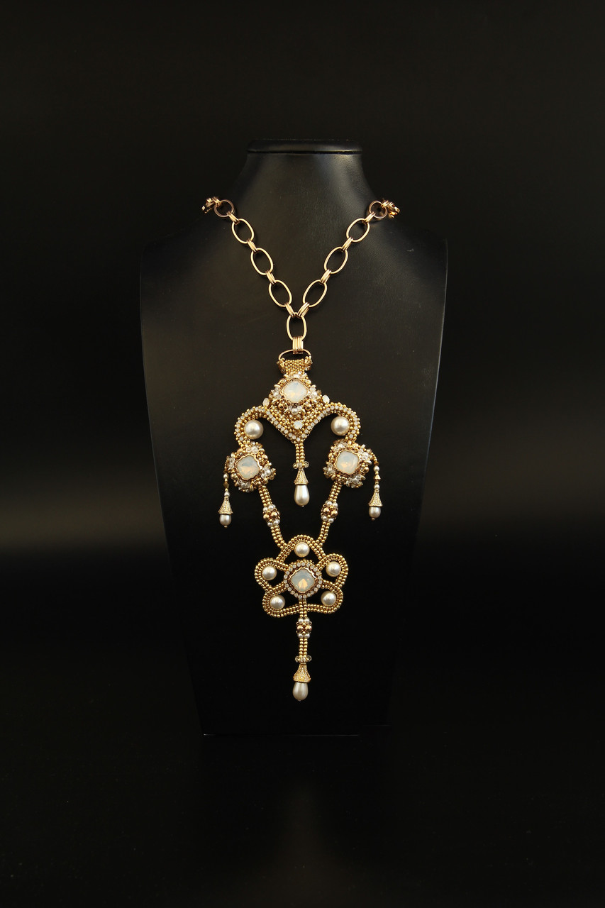 Кулон з кристалами та перлами "Дінара" Підвіс з бісером та намистинами золотого кольору Ручна робота