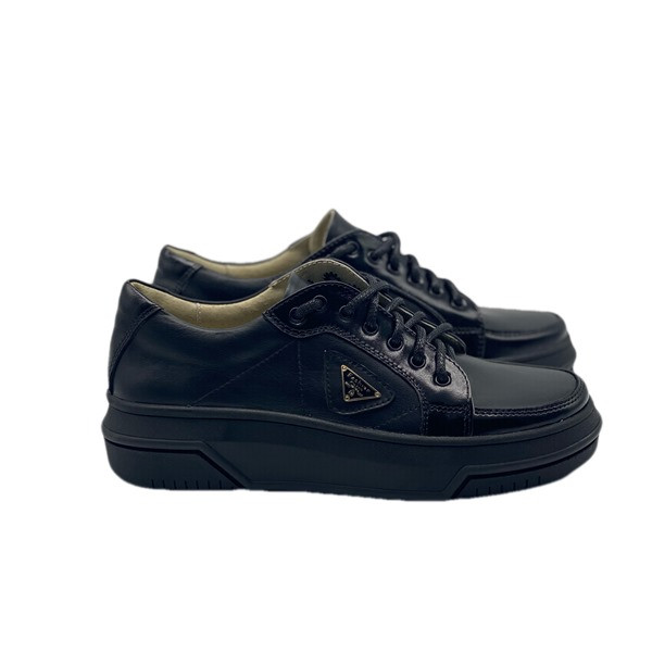 Жіночі кеди зі шкіри чорного кольору “Style Shoes”