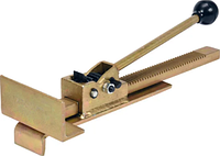 Струбцина-віджим для монтажу ламінату – найкраща модель за доступною ціною