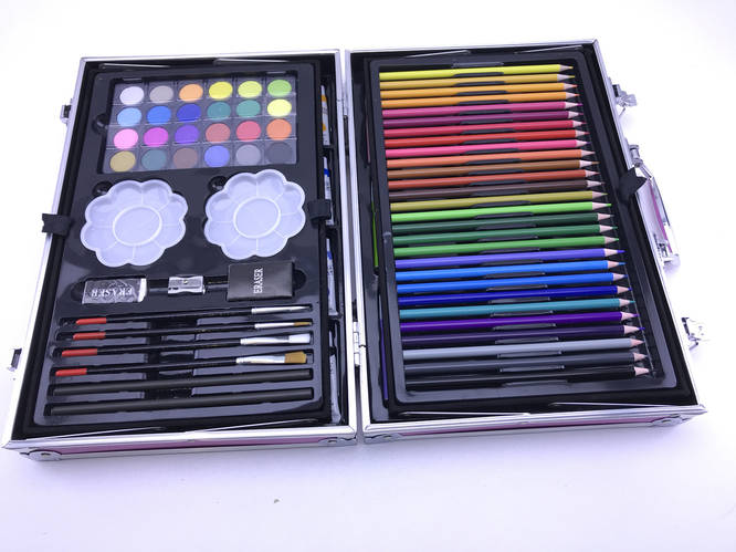 Чемодан художника набор 145 предметов (краски, кисти, карандаши и ...