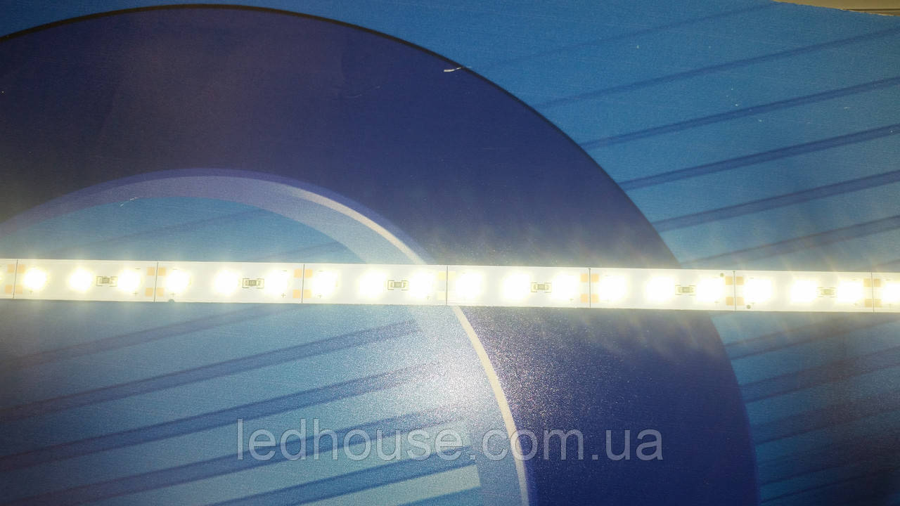 Світлодіодна лінійка 5630 72 LED 12 V 4500k