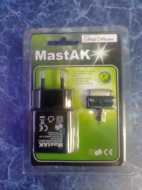 Зарядний пристрій MastAK MFI-001 ( USB 5v 1A )+ шнурок Iphone4, фото 1