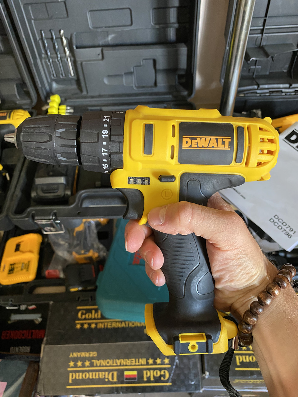 Шуруповерт акумуляторний Ударний DeWALT DCD 791 (24V, 5AH) Акумуляторний дриль-шупуповерт з ударом Деволт