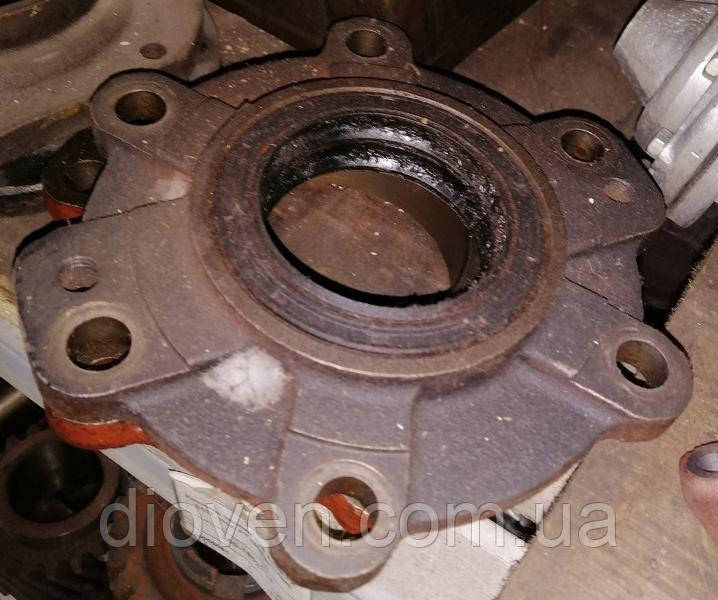 Кришка задня 175 вала РК 6437, під PT (бребриста) (Арт. 260-1802214)