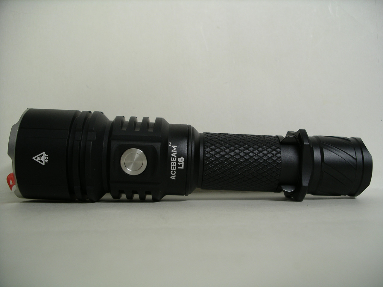 Ліхтар Acebeam L16 Cree XHP35 Hi тактичний 6000K, фото 1