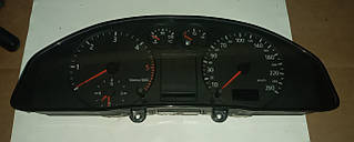 Панель приладів спідометр тахометр Audi A4