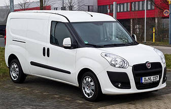 Задні амортизатори Fiat Doblo від 2010 г із двигунами 1,4 1,6 2,0 (Задні стійки Фіат Добло), фото 3