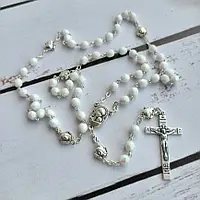 Вервиця біла з переливом з частинкою землі Єрусалиму