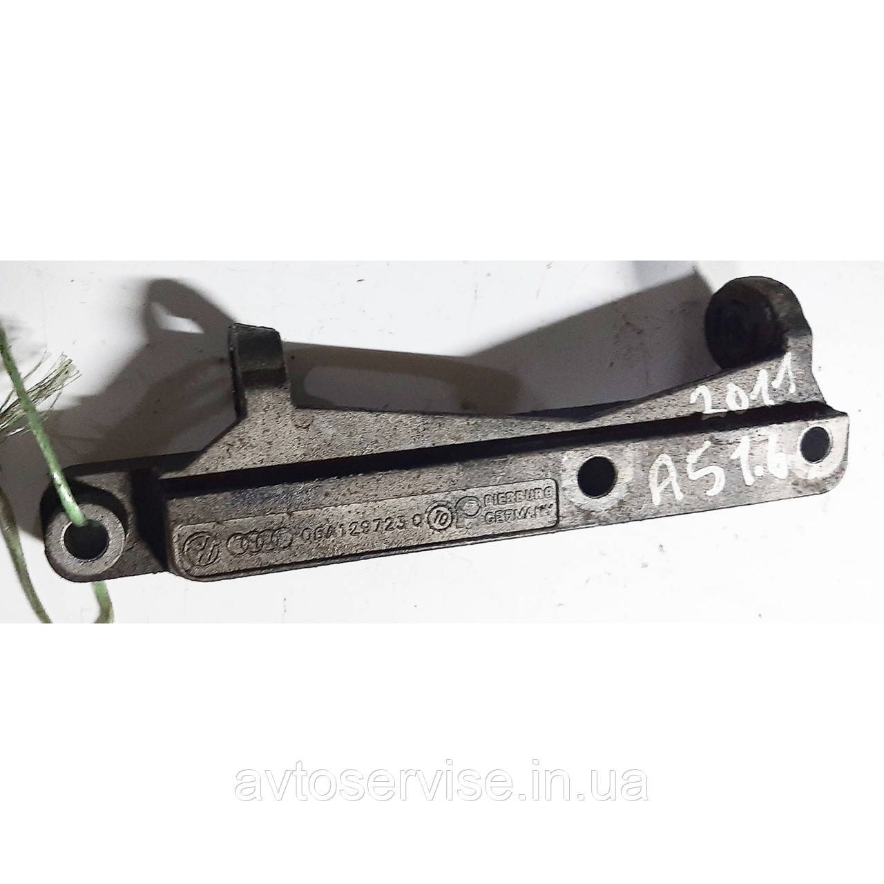 Кронштейн колектора Skoda Octavia A5, фото 1