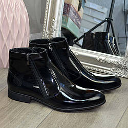 Чоловічі класичні черевики з натуральної лакової шкіри