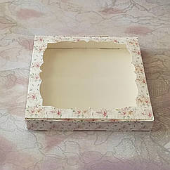 Коробка для пряників із віконцем 20*20 см Лілії