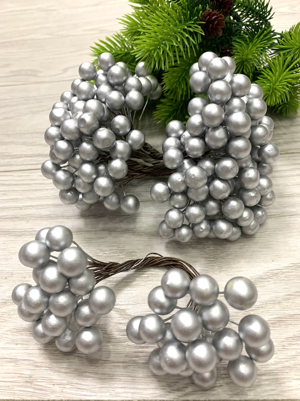 Штучні ягоди для декору ( срібло 400 шт.), фото 1