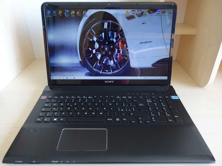 Ноутбук SONY VAIO sve 171 17.3 Intel i5-3210m 6gb 750gb