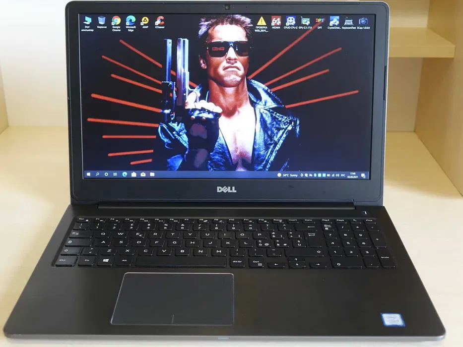 Ноутбук DELL Vostro 15 5568 i5-7200U/8GB/SSD 256GB