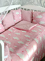 Комплект ліжка в дитячій ліжечці з бортиками подушками для дівчинки