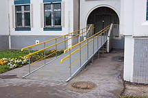 Пандус стаціонарний