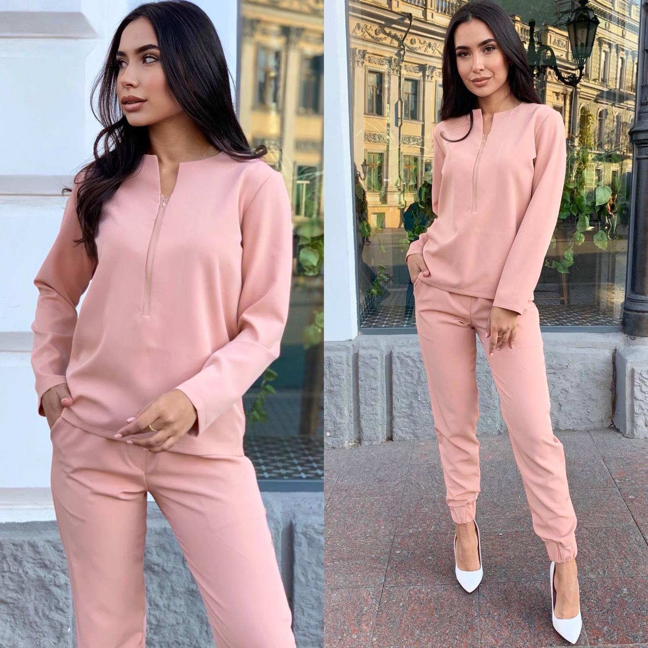 Жіночий однотонний костюм, фото 1