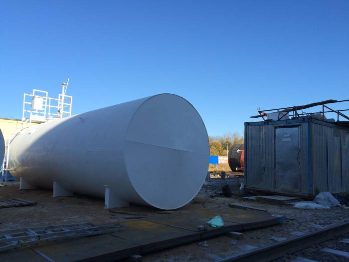 Металева бочка місткість