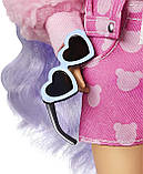 Лялька Барбі Екстра в джинсовій куртці з принтом Рожевий плюшевий ведмедик Barbie Extra Doll #6 GXF08 Оригінал, фото 4