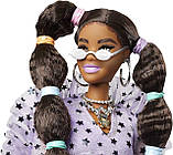 Уценка! Лялька Барбі Екстра Модниця з пухнастою накидкою та косичками — Barbie Extra Doll #7 GXF10, фото 3