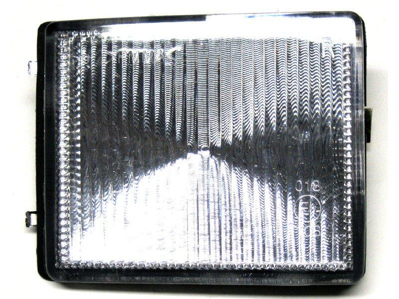 Відбивач біля туманки на VW Passat B4 93-96 пасат правий