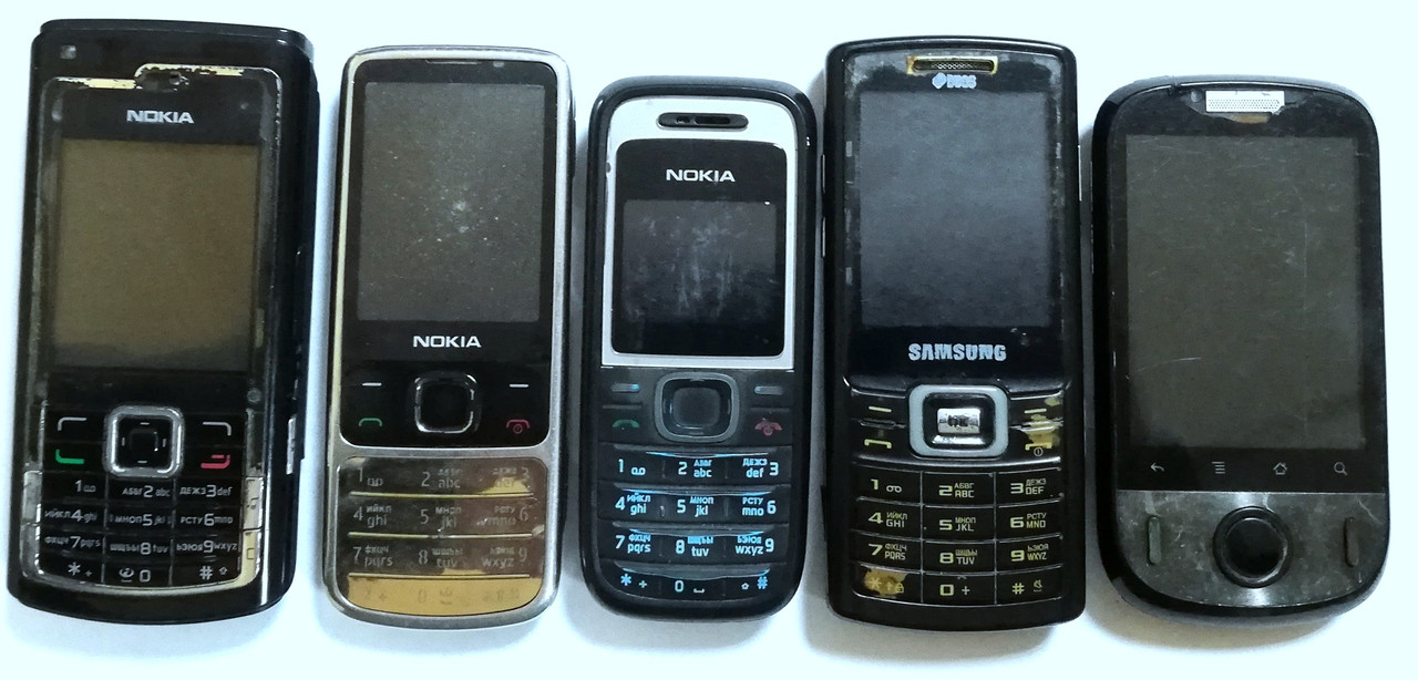 Лот раритетних мобільних телефонів 5 шт. Samsung, Nokia, Ideos (Huawei) Б/У Під ремонт або відновлення!