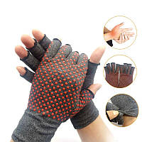 Турмалиновые перчатки с магнитами при артрите. Компрессионные перчатки без пальцев.