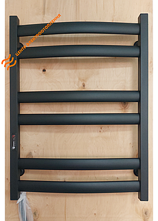 Чорна дизайнерська рушникосушка Flyme Black EF 700L (терморегулятор + таймер), ліва