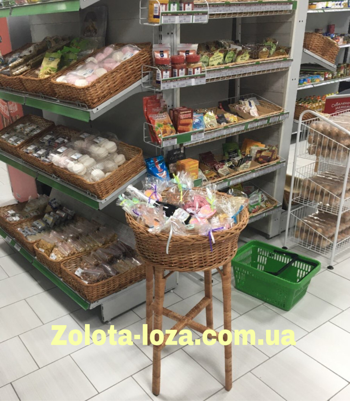 Плетена корзина для магазинів з лози. Арт:7327
