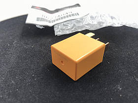 Оригінальне реле бензонасоса 8627A049.