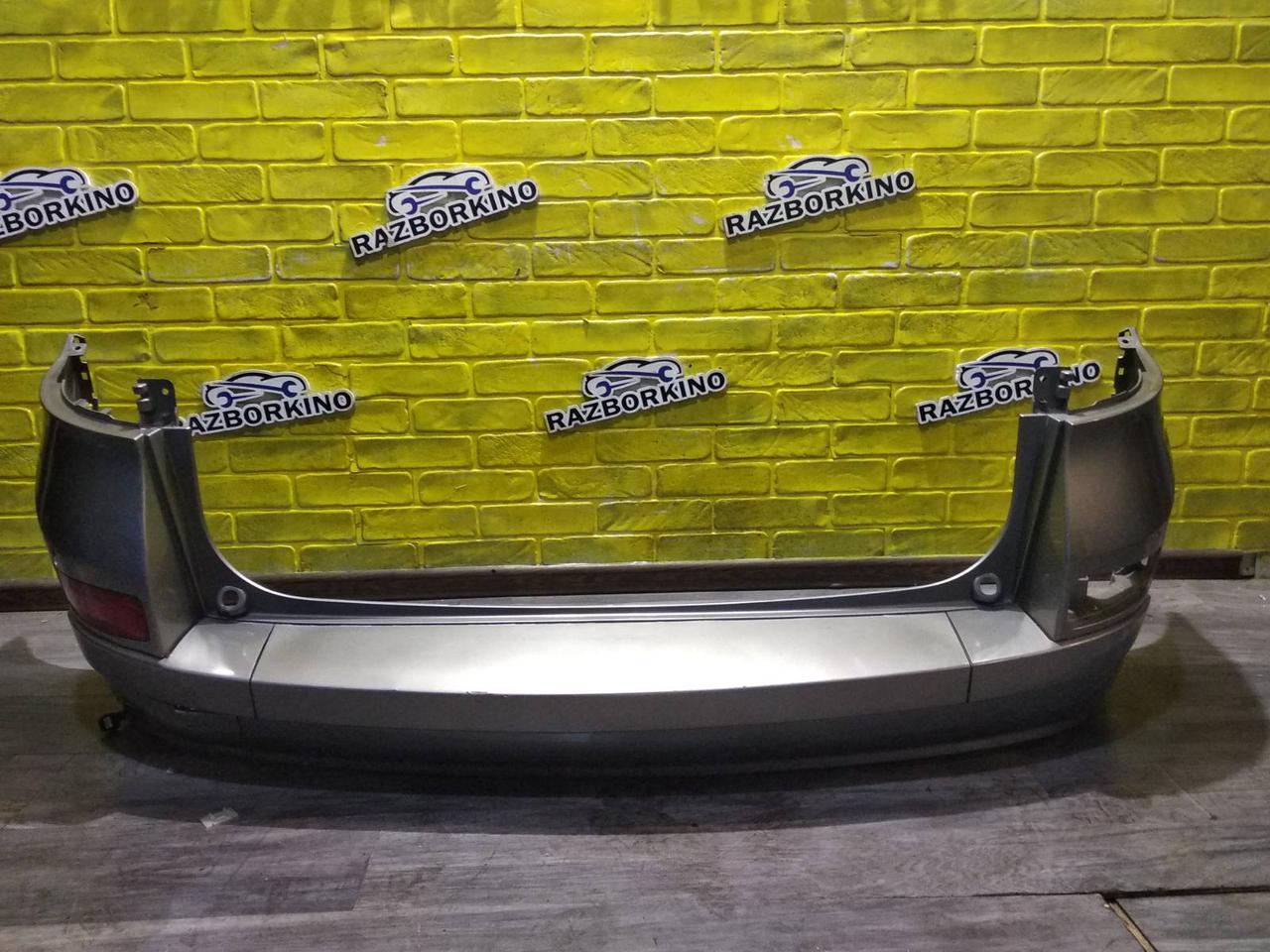 Задній бампер для Renault Clio 3 універсал — б/у, у хорошому стані, фото 1