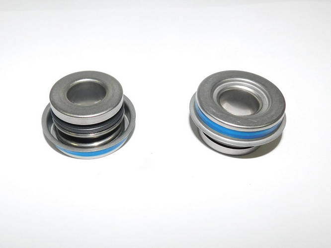 Сальник водяного насоса нов. обр. КАМАЗ, МТЗ, ГАЗ в сборе ФИБРА ...