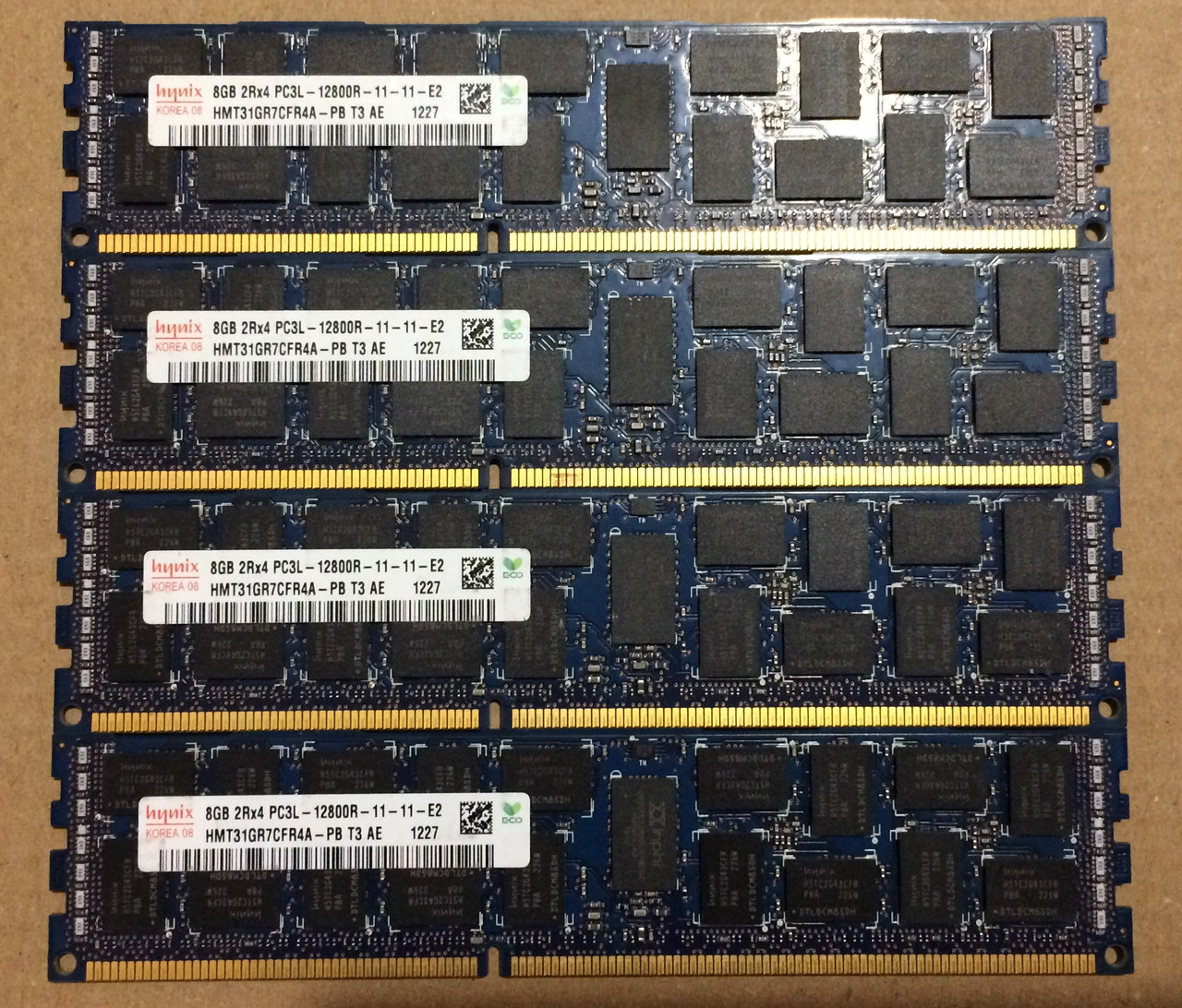 32GB 4*8GB DDR3L 1600MHz Hynix 12800R PC3L REG ECC RAM Серверна оперативна пам'ять
