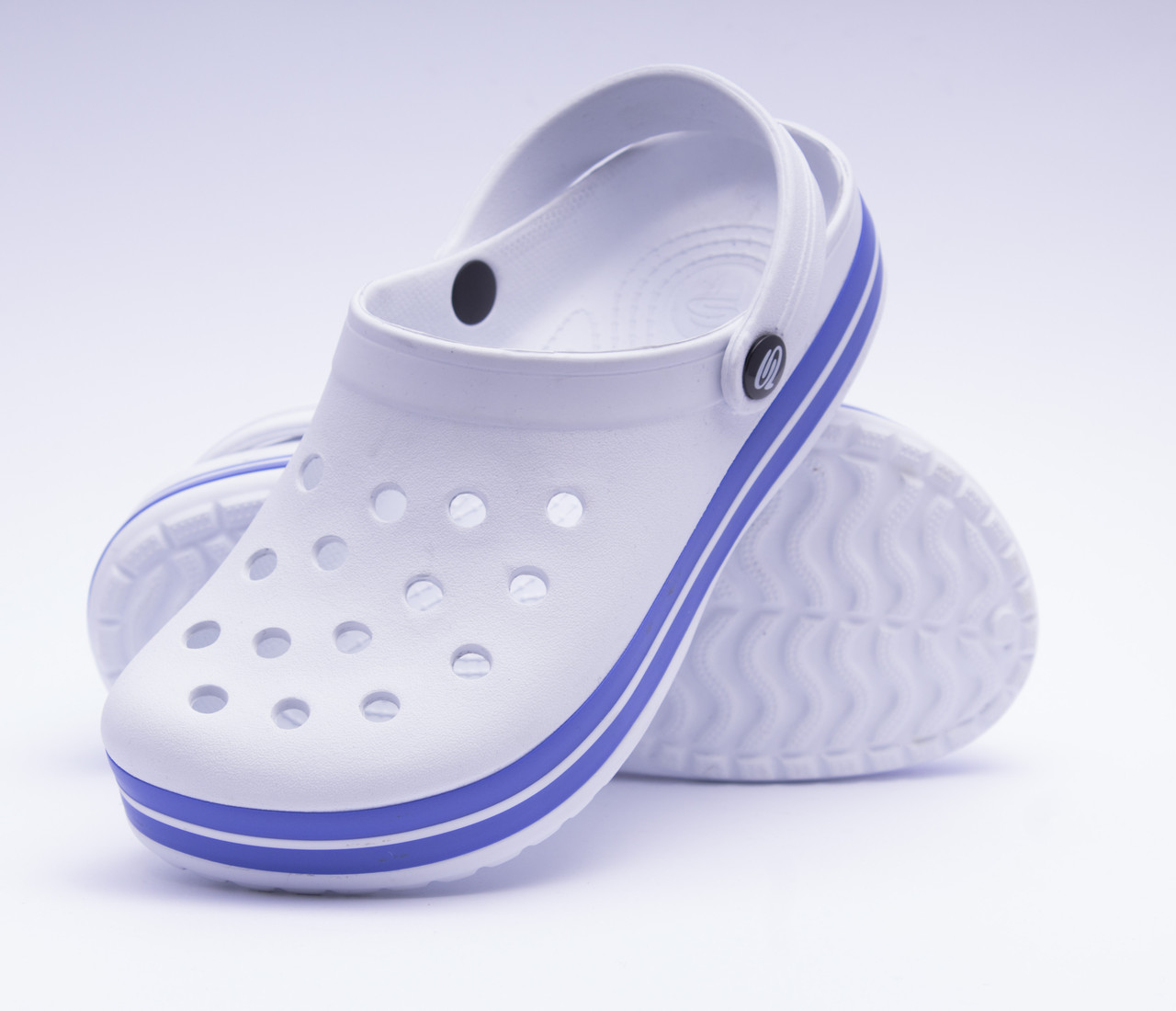 Кроксы белые женские, сабо медицинские, синяя окантовка: продажа, цена ...