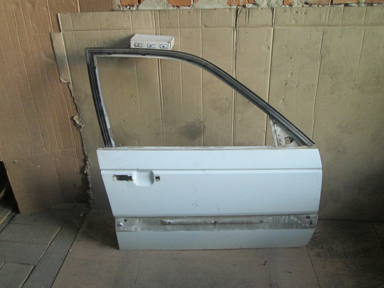 No106 Б/дод передні праві для VW Passat B3 1988-1994