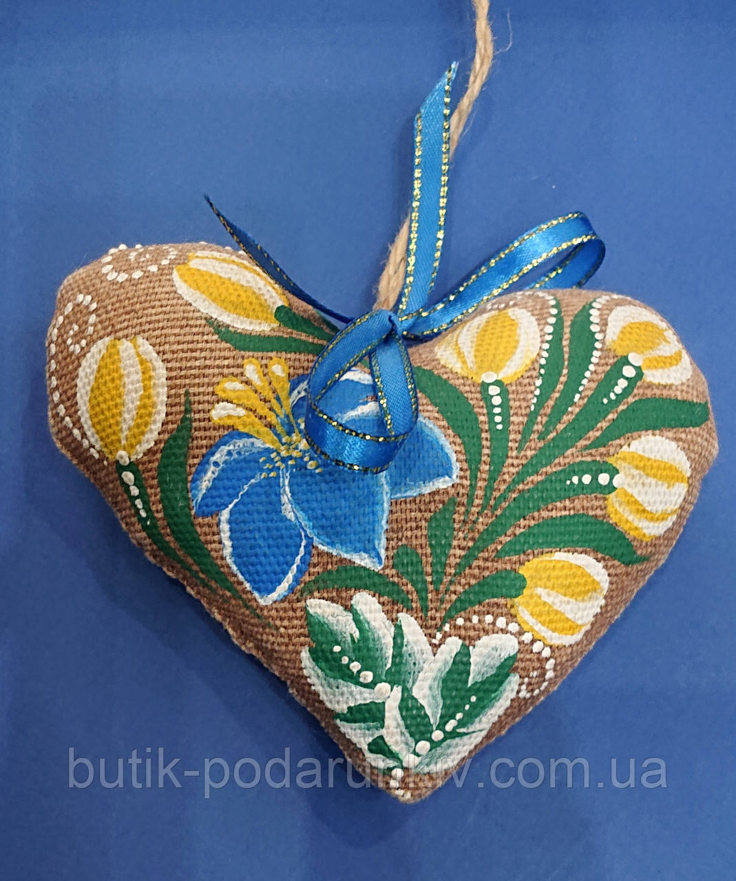 Игрушка ручной работы "Сердце кофейное с сине-жёлтыми цветами" - фото 1 - id-p1503657381