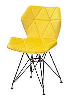 Мягкий обеденный стул Greg BK-ML бархат желтый B-1027 на черных ножках, дизайн Charles & Ray Eames