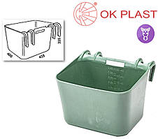 Годівниця підвісна для коней на 30л, з мірними поділками та ручкою для переносу OK PLAST