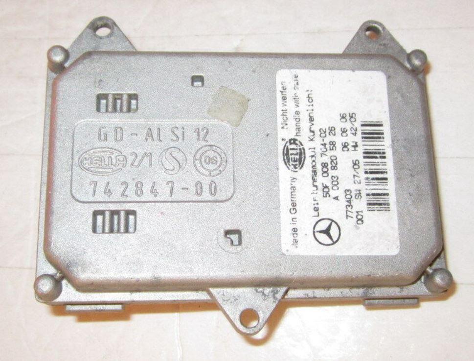 МОДУЛЬ повороту фар AFS Mercedes A008 820 58 26 HELLA 5DF 008 704-02
