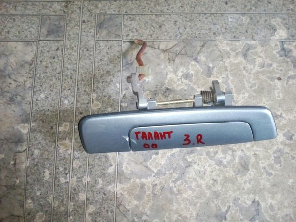 Б/у ручка двері зад права Mitsubishi Galant 2001