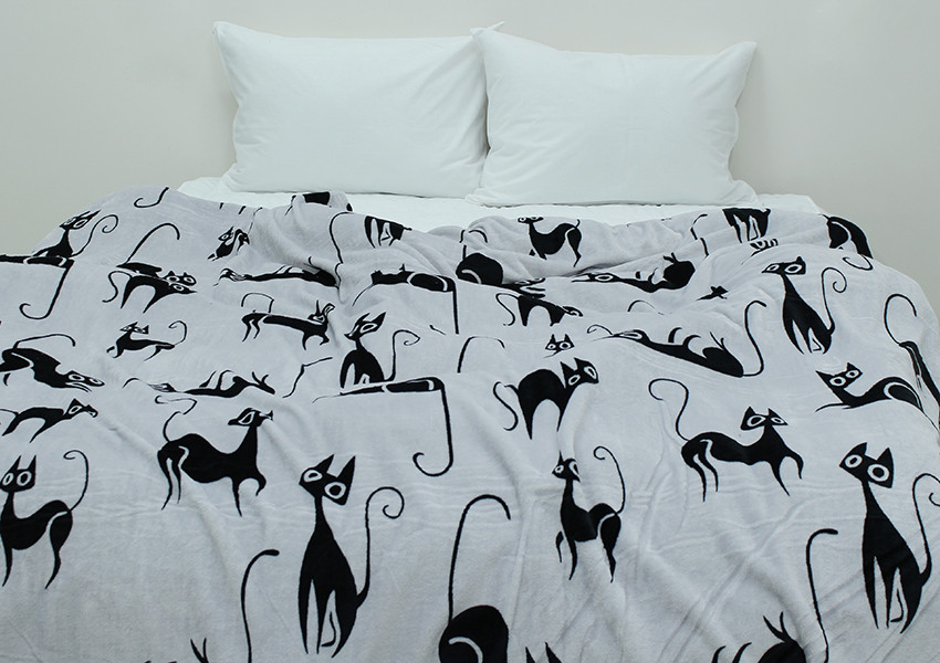 Плед покривало 200х220 велсофт Кіт на білому на ліжко, диван