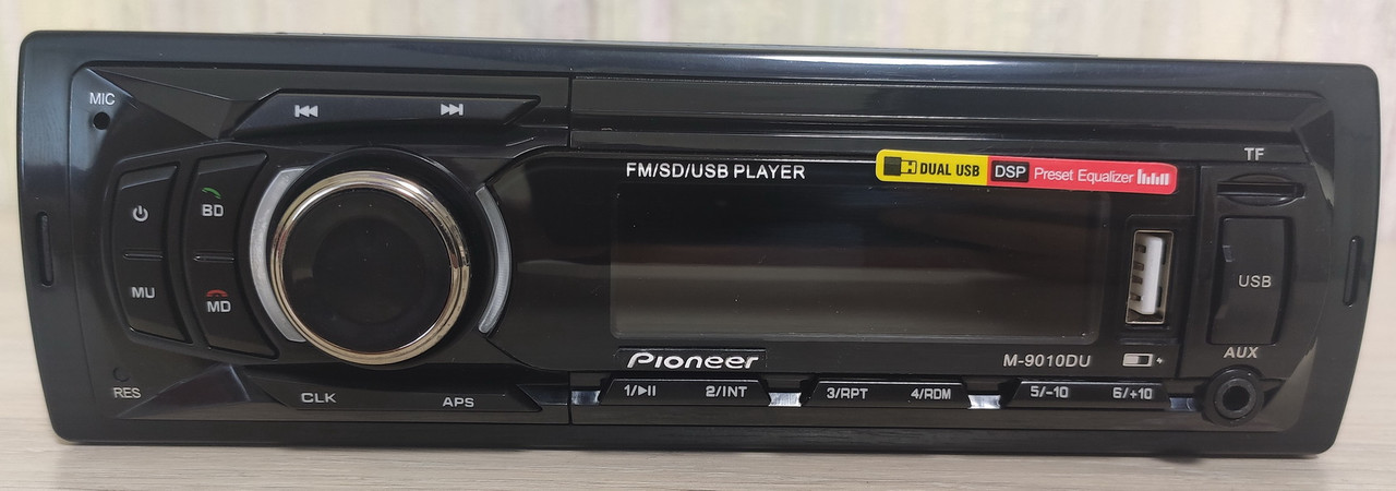 Автомагнітола 9010-2USB-BT Пам'ять на 18 Радіостанцій, СтереоFM-Тюнер з Автосканированием