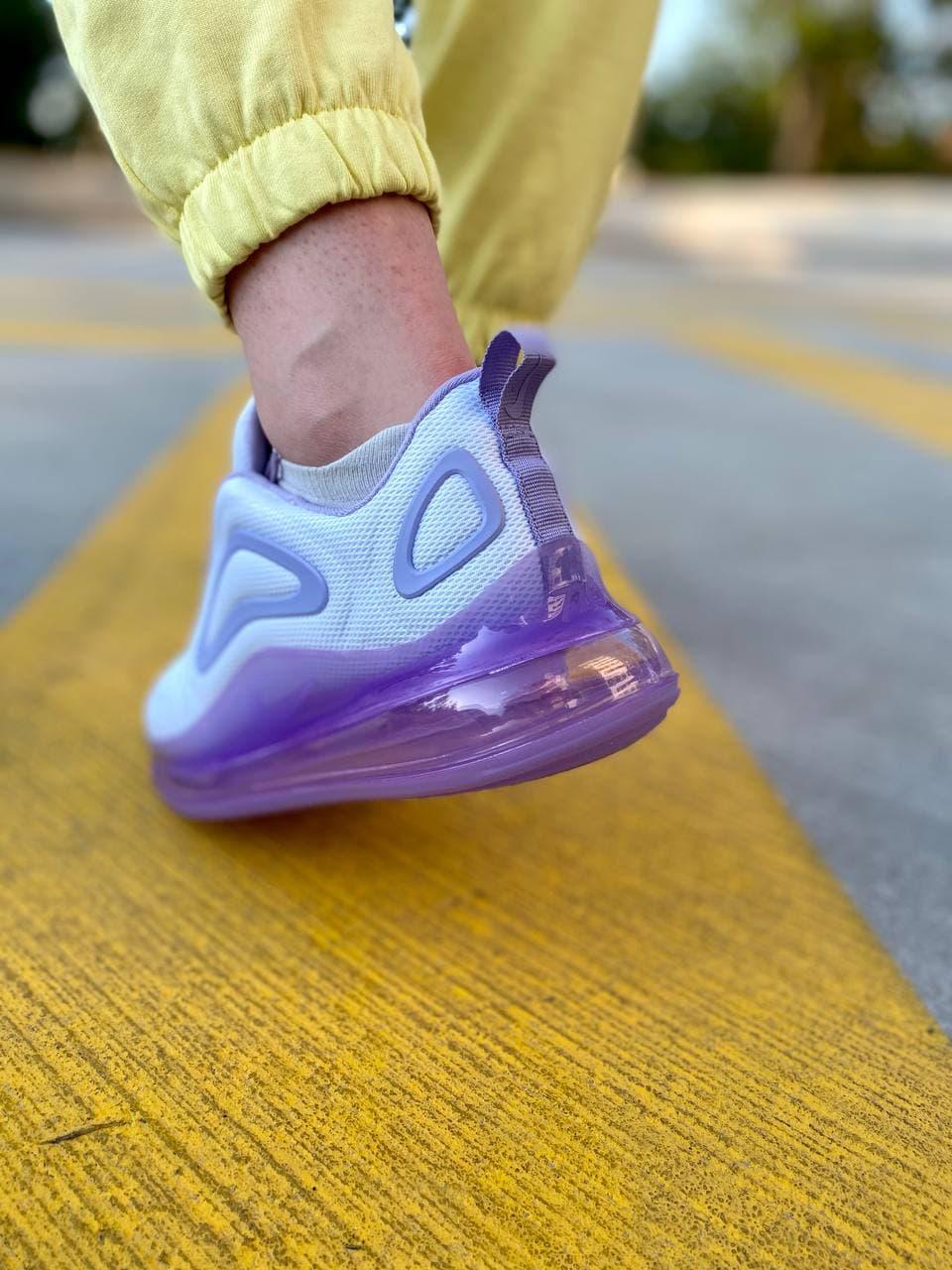 NIKE エアマックス720 ピュアプラチナムオキシゲンパープル プレゼント