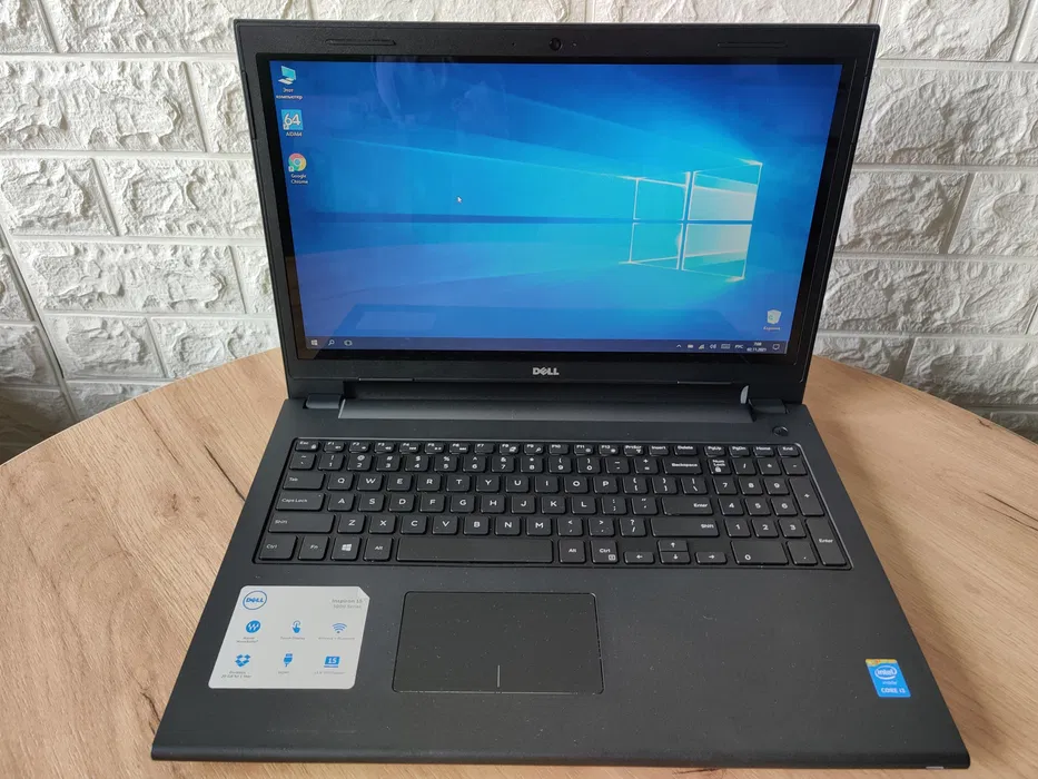 Сенсорний Ноутбук DELL Inspiron 3542 / 15.6 HD / i3 4030U / 8Gb / HDD1Tb / Intel HD