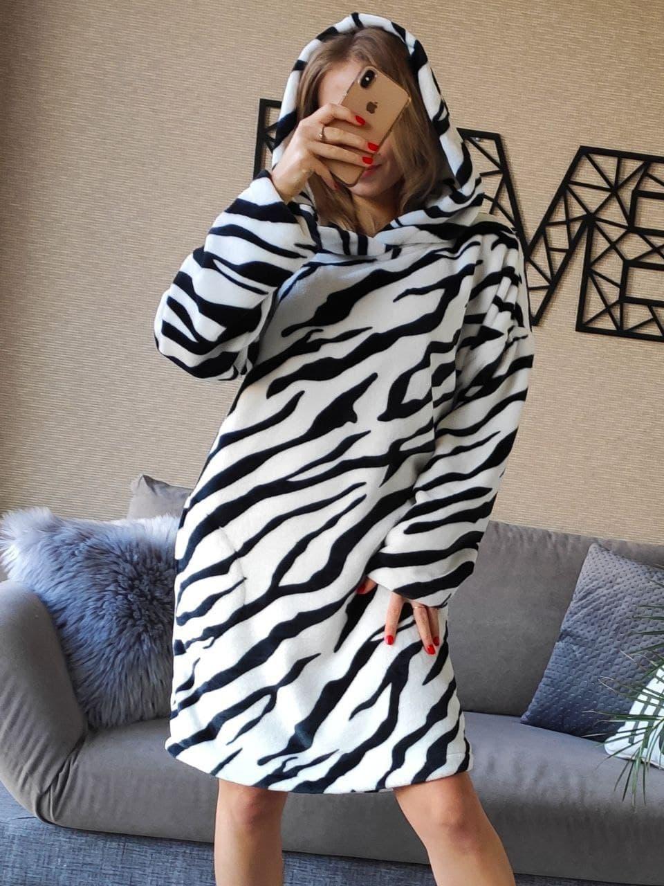 Тепла жіноча домашня туніка чорно-білий тигр, фото 1