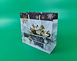 Новорічний паперовий пакет квадратний розмір 23х24х10 NGKV-16 12 шт/уп. пакет під подарунки новорічна упаковка